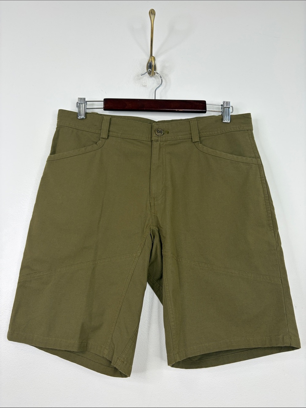 Outdoor Research Wadi Rum Shorts Mens 32 x 20 Army Green Climbing Hiking Stretch